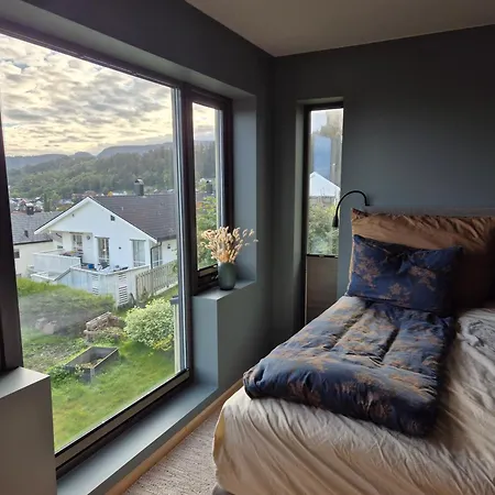 Villa New And Trendy With Fjord View *
